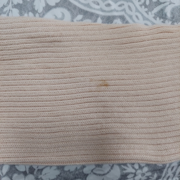 DKNY JEANS long sleeve light weight ribbed turtleneck sweater. - Picture 9 of 9